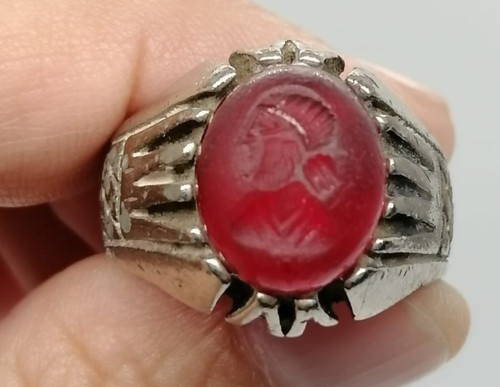 Bellissimo anello romano